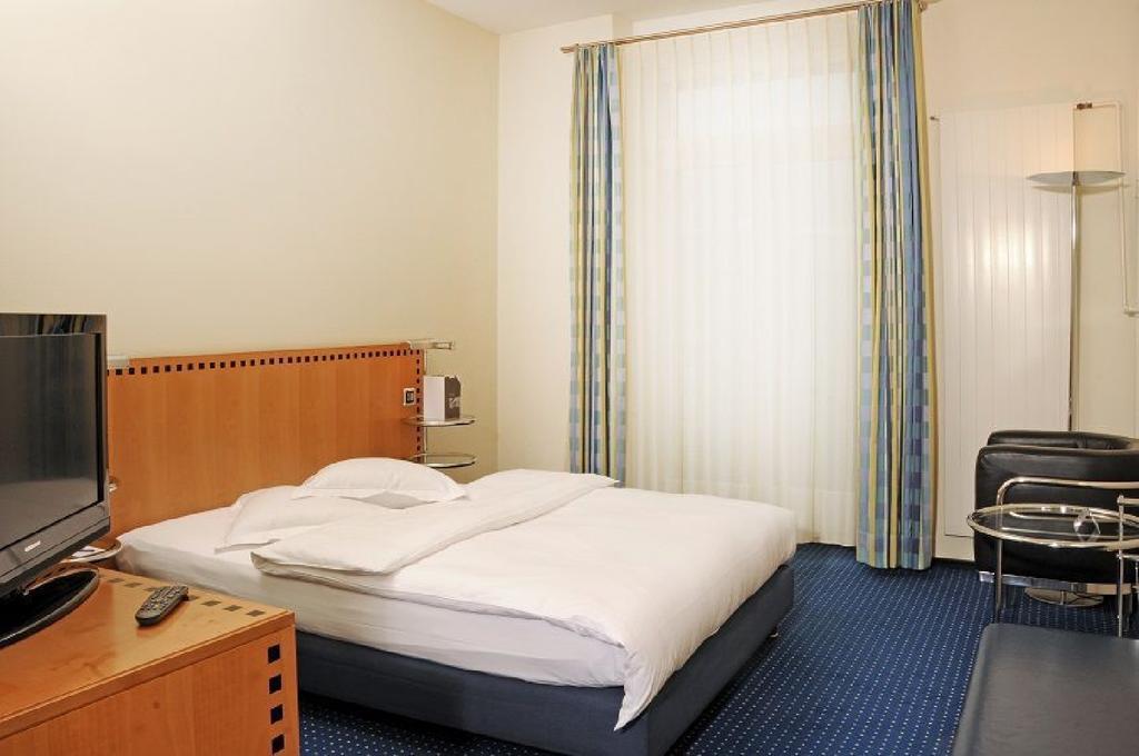 Art Deco Hotel Elite Biel Ruang foto