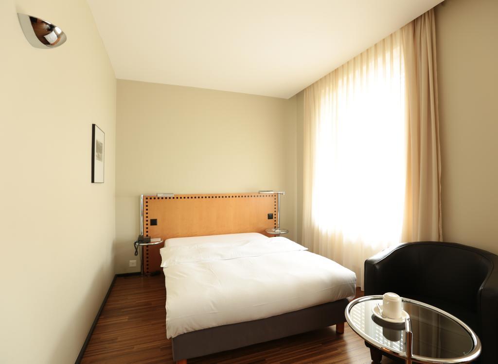 Art Deco Hotel Elite Biel Bagian luar foto
