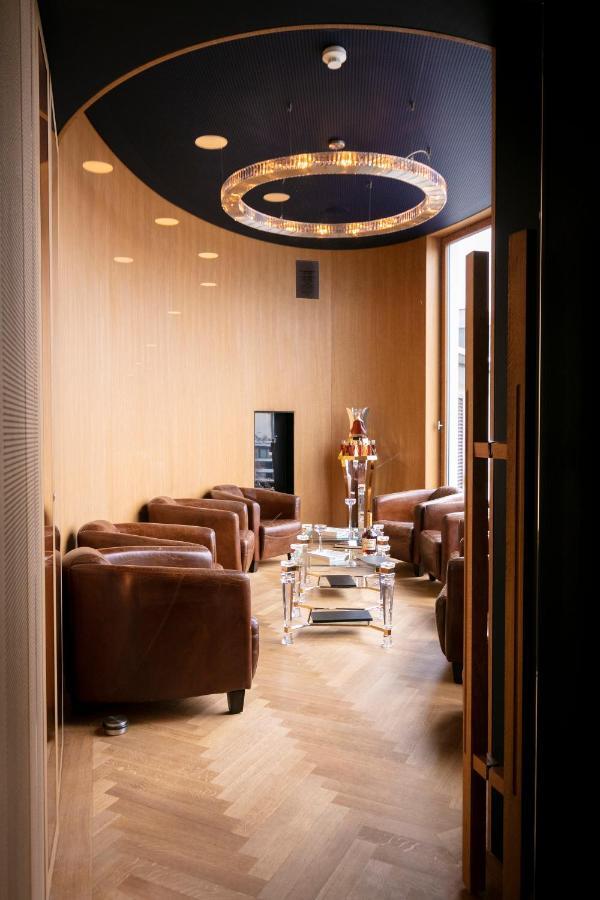 Art Deco Hotel Elite Biel Bagian luar foto